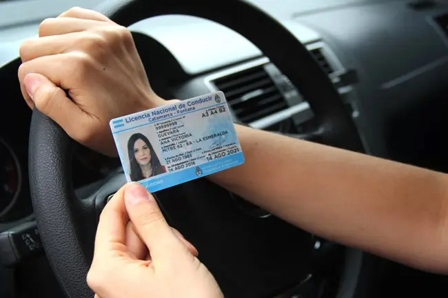 Inicio 2 imagen persona con licencia